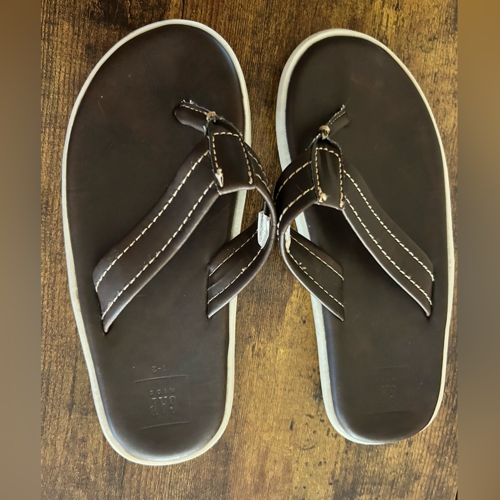 Boys dressy flip flops